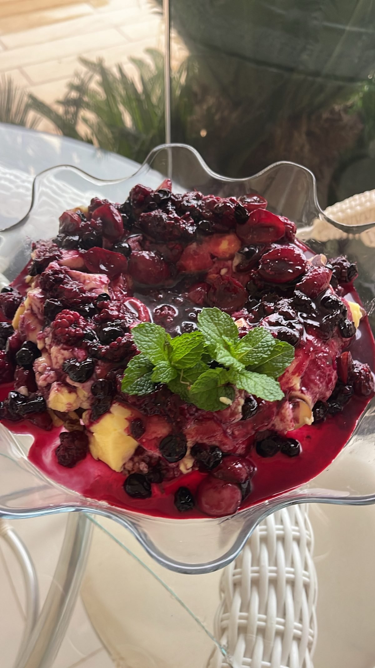 Pudim de frutas vermelhas com castanha