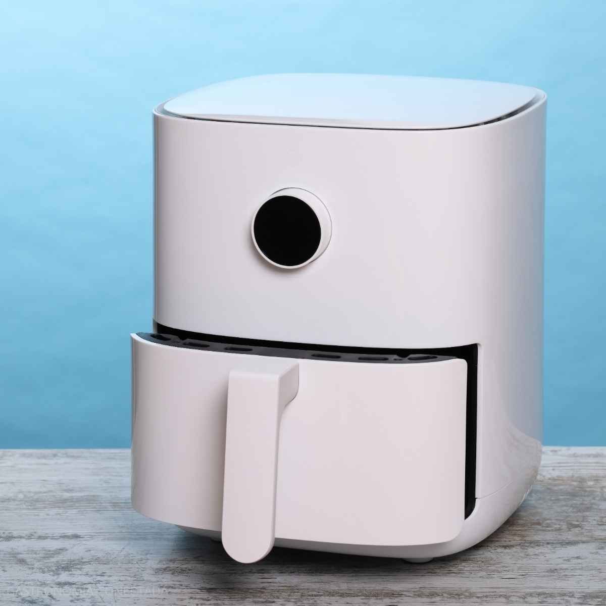 Como Limpar a Air Fryer por Dentro — Inclusive a Parte que Todo Mundo Esquece