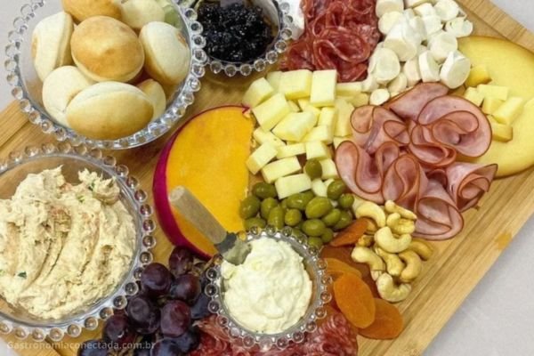 Como montar tábua de frios