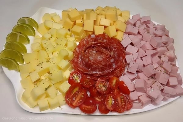 Tábua de frios simples e barata